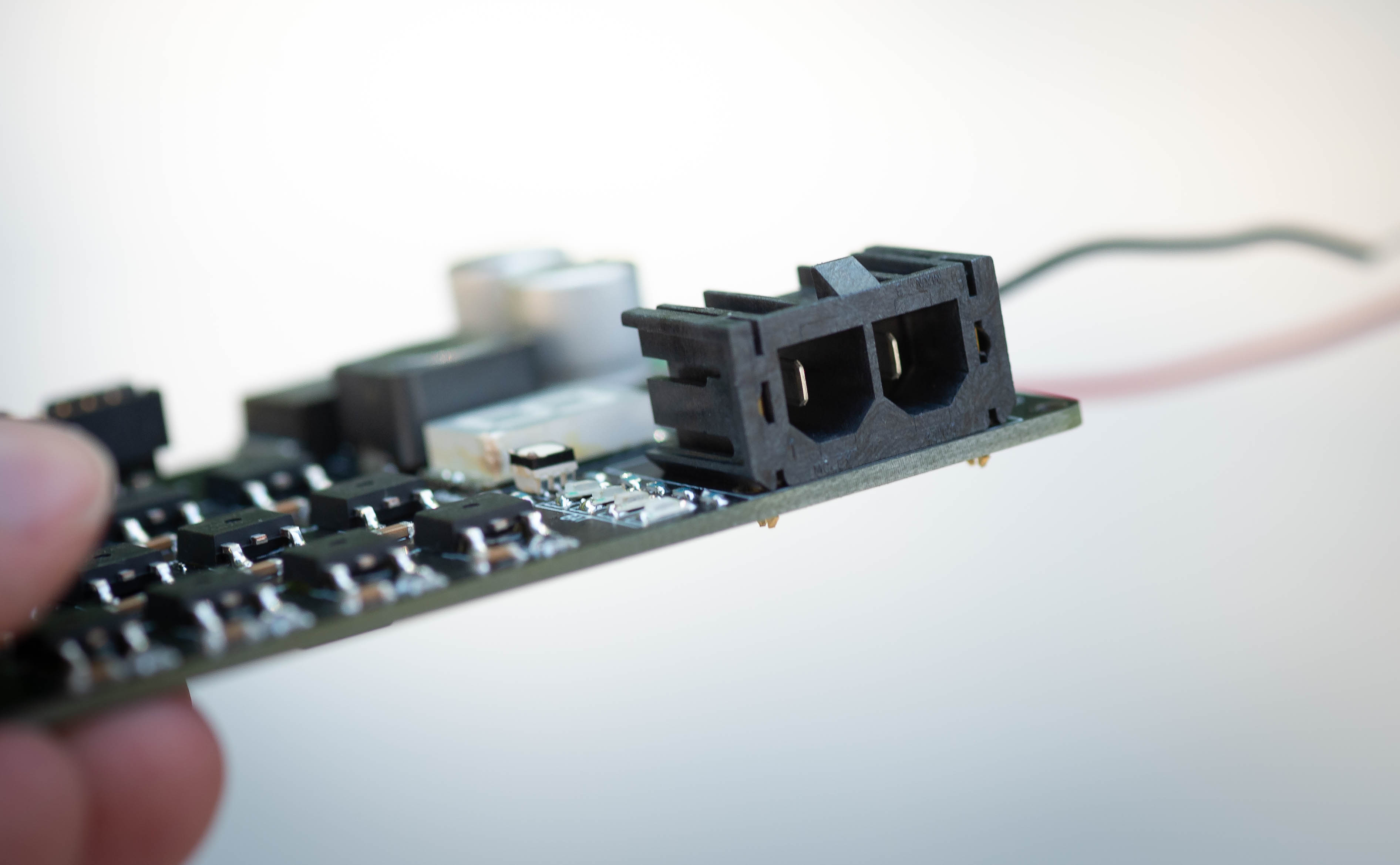 μBMS Main Molex Power Connector